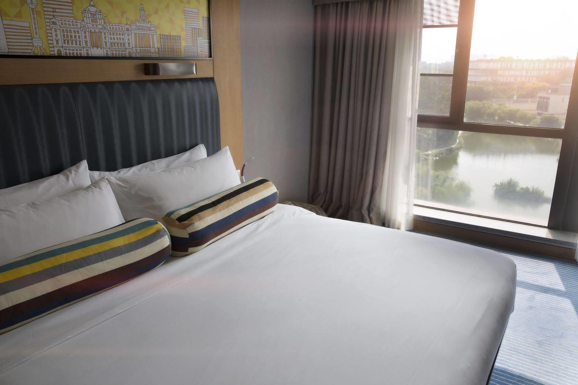 Aloft Dongguan Songshan Lake Exterior foto